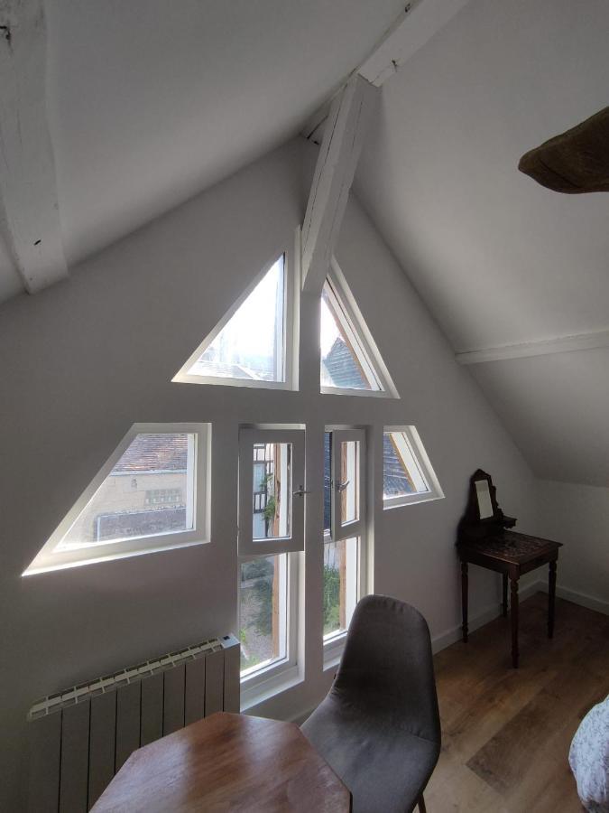 Studio Jeanne L Apartment รูออง ภายนอก รูปภาพ